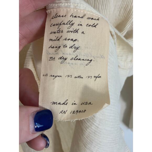 Raquel Allegra Cream top size 1 - Picture 3 of 6